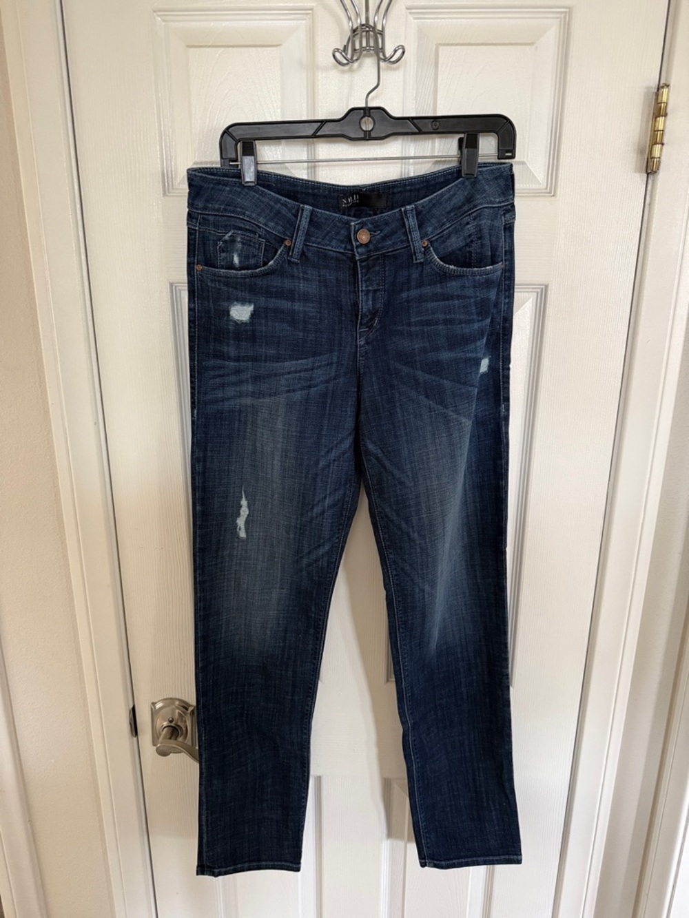 Solid Women’s Skinny Jeans in Dark Blue Wash